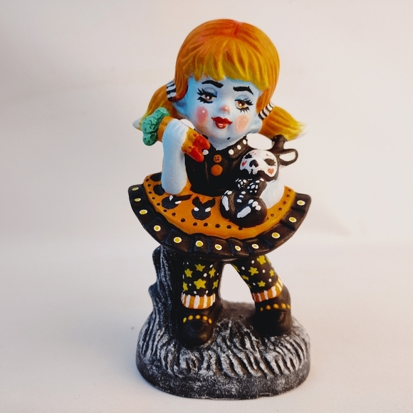 Hand Painted Halloween Girl With Undead Bunny‎ - Picture 9 of 10